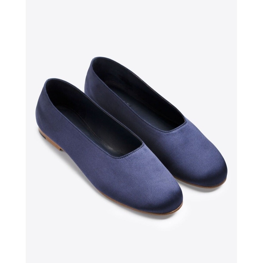 Vince Maxwell Italian Satin Ballet Flat Navy Blue NIB Size 6 $225 - Picture 16 of 16